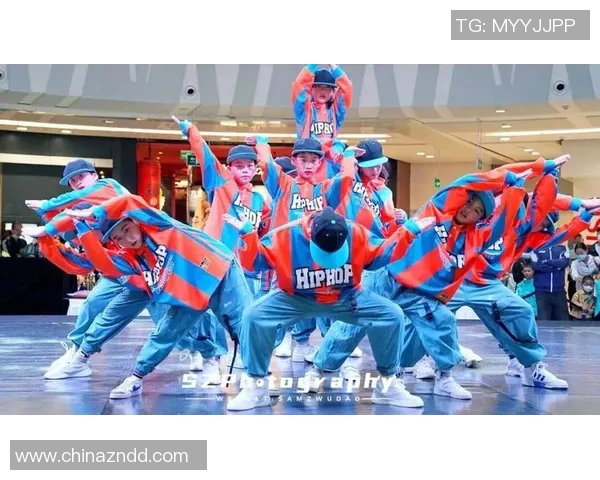 成都街舞队的进攻策略与风格解析引领街舞潮流新趋势