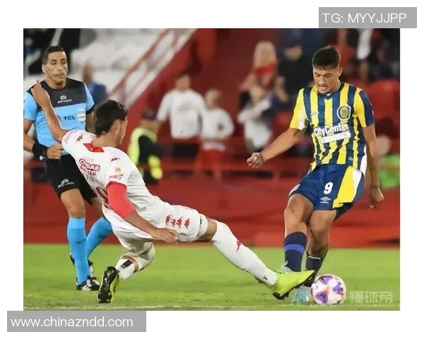 博卡青年迎战拉普大学争夺南美足球赛场的荣耀与胜利