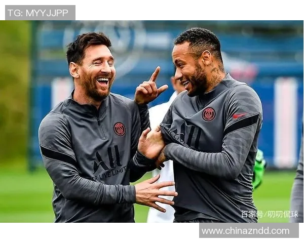 女王巡游与德比郡的激烈对决展现足球魅力与团队精神的巅峰对抗