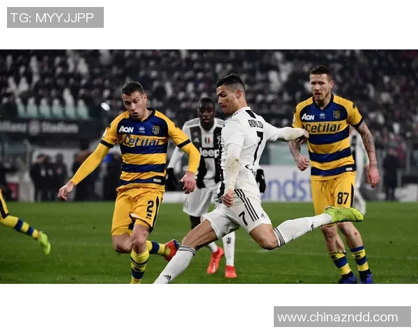 巴塞罗那与尤文图斯首发阵容对比分析及战术解读