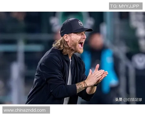 汉诺威主场迎战门兴挑战赛季首胜双方争夺激烈精彩对决即将上演 汉诺威主场迎战门兴挑战赛季首胜双方争夺激烈精彩对决即将上演