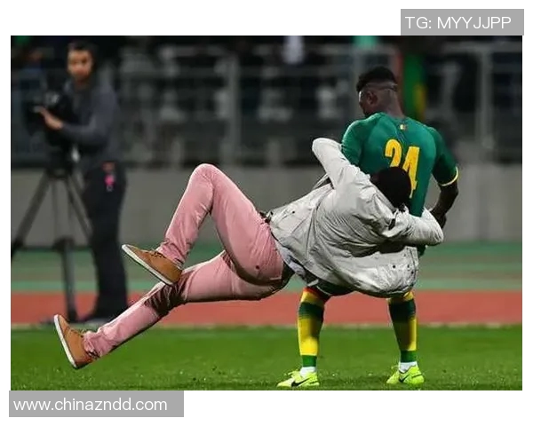 荷兰队与科特迪瓦展开激烈对决谁能在友谊赛中笑到最后